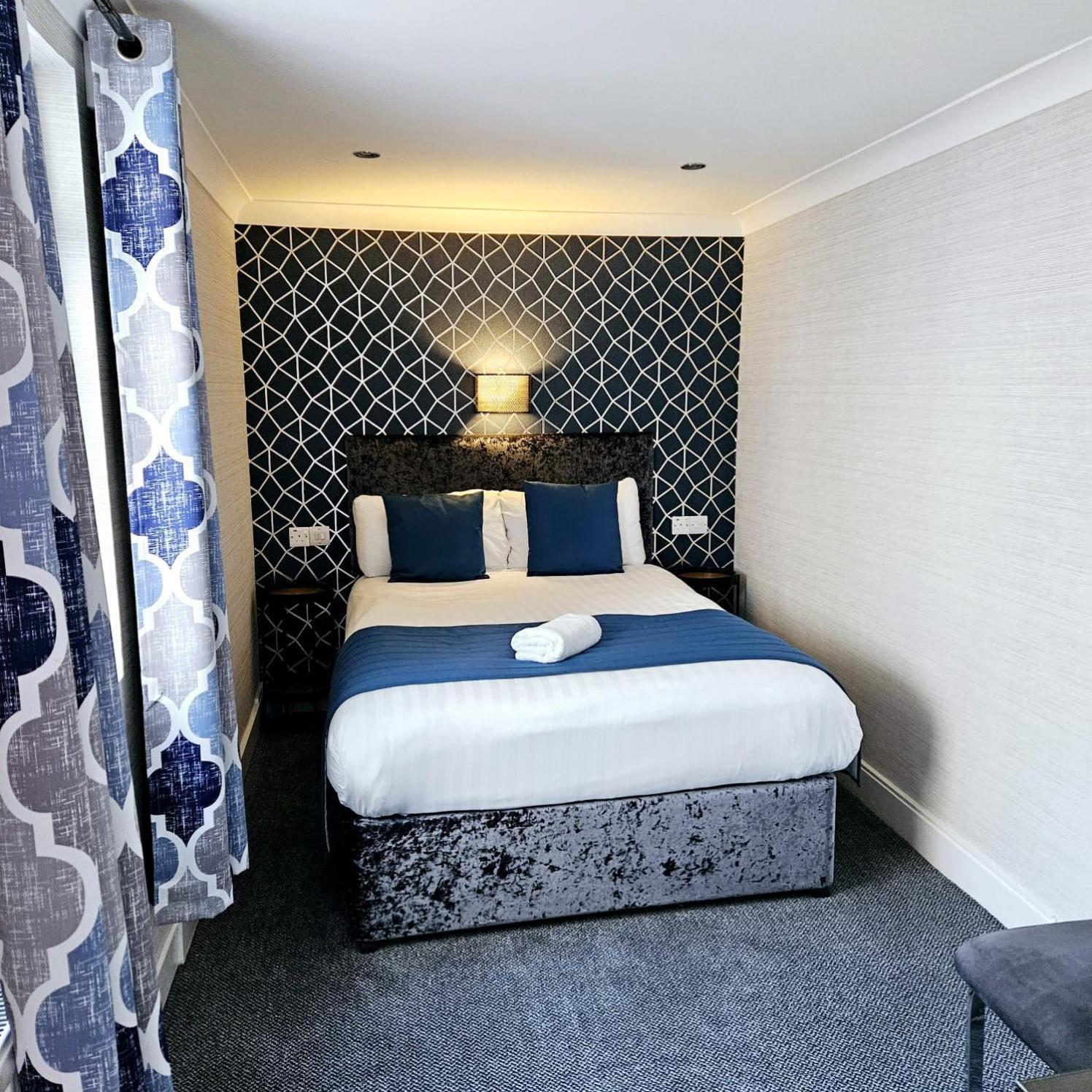 Mentone Hotel Лондон Экстерьер фото
